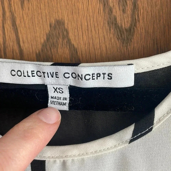 Black & White Blouse‎ XS - Picture 3 of 4